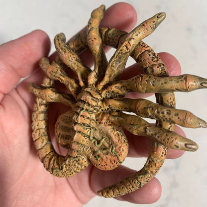 Facehugger